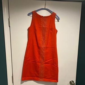Nine West Size 2 sleeveless orange dress with pockets & intricate lacework